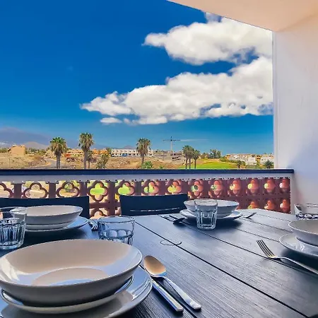 Lejlighed Fairways Club - Teide View Oasis - Heated Pool, Family